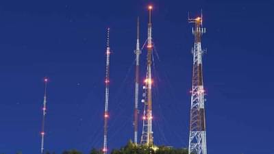 Red Lamp : हे दिवे कशासाठी लुकझूकतात? कितीवेळा नजर गेली, पण प्रश्न पडला का?