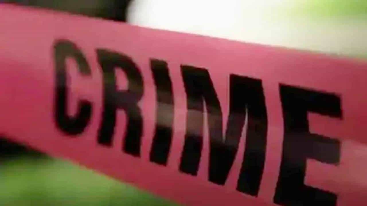 शातिर चोरांचा खिडकी तोडून सोन्याचे कॉईन, दागिन्यावर डल्ला; या वर्दळीच्या शहरात घडली घटना