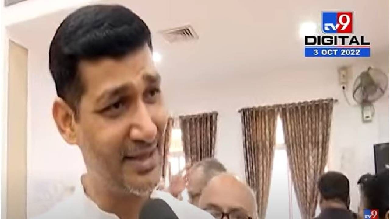 राज्याचं नव्हे देशाचं नेतृत्व देवेंद्र फडणवीस करणार, या अपक्ष आमदारानं उधळली स्तुतीसुमने राज्याचं नव्हे देशाचं नेतृत्व देवेंद्र फडणवीस करणार, या अपक्ष आमदारानं उधळली स्तुतीसुमने