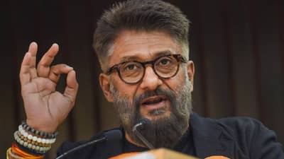 विवेक अग्निहोत्रीच्या मुंबईतील नव्या घराची किंमत ऐकून डोळे नक्कीच चक्रावतील...