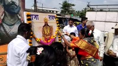 महाराष्ट्रात दसऱ्याच्या दिवशी या ठिकाणी का करण्यात आली रावणाची पूजा?