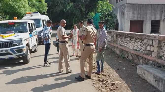 नाशिक हादरलं ! गरबा चालू असताना बाचाबाची झाली नंतर काय घडलं ऐकून अंगावरच काटा येईल...