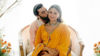 Ranbir Kapoor: रणबीर कपूरने येणाऱ्या बाळासंदर्भात घेतला मोठा निर्णय