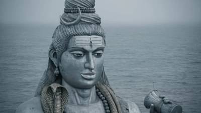 Shukra Pradosh Vrat: आज शुक्र प्रदोष व्रत, मनोकामना पूर्ण करण्यासाठी अशी करा महादेवाची पूजा