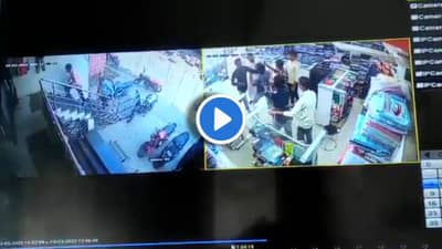 CCTV : जास्त पगाराची नोकरी ऑफर केली, पण त्याने नकार देत इगो हर्ट केला! पुढे जे झालं त्याने...