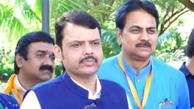 देवेंद्र फडणवीस आज दिल्ली दौऱ्यावर, पोटनिवडणुकीतून माघारीनंतर दिल्ली दौरा!