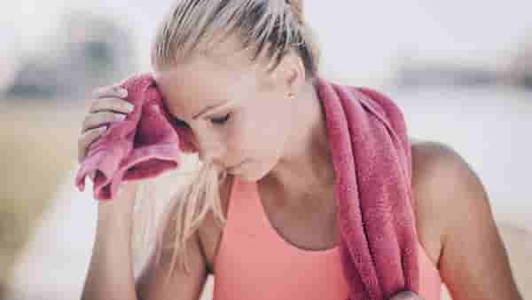 Causes Of Excessive Sweating: जास्त घाम येणे असू शकते मधुमेहाचे लक्षण ?