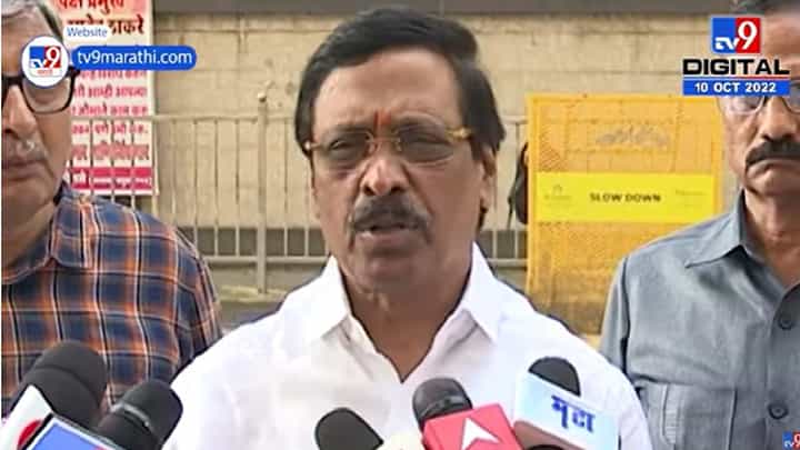 'ठाकरे ब्रँड पुसता येणार नाही अन् खोक्यांनी विकतही घेता येणार नाही' 'ठाकरे ब्रँड पुसता येणार नाही अन् खोक्यांनी विकतही घेता येणार नाही'