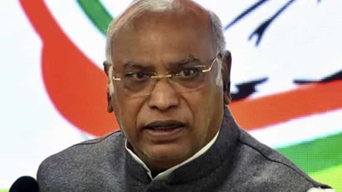बकरीद में बचेंगे, तो मोहर्रम पर नाचेंगे, असं का म्हणाले मल्लिकार्जुन खर्गे?