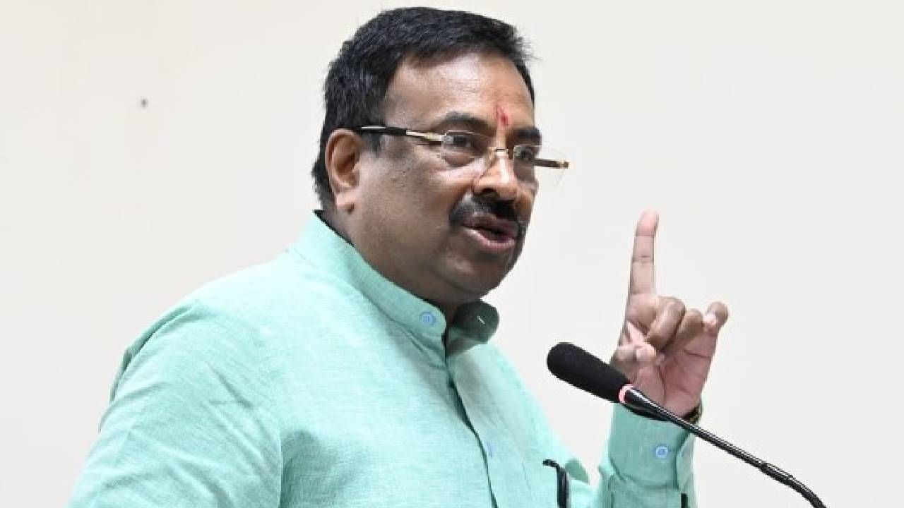 अंधेरीतील पोटनिवडणुकीत त्यांना झटका देण्याचं काम, सुधीर मुनगंटीवार म्हणतात,... अंधेरीतील पोटनिवडणुकीत त्यांना झटका देण्याचं काम, सुधीर मुनगंटीवार म्हणतात,...