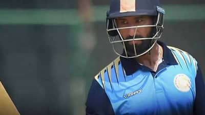 9 SIX, 16 Four, 86 चेंडूत 159 रन्स, चेतेश्वर पुजारासोबत या बॅट्समनची तुफानी बॅटिंग