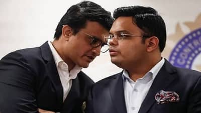 सौरव गांगुलीचा पत्ता कट, BCCI चं होणार 955 कोटींच नुकसान