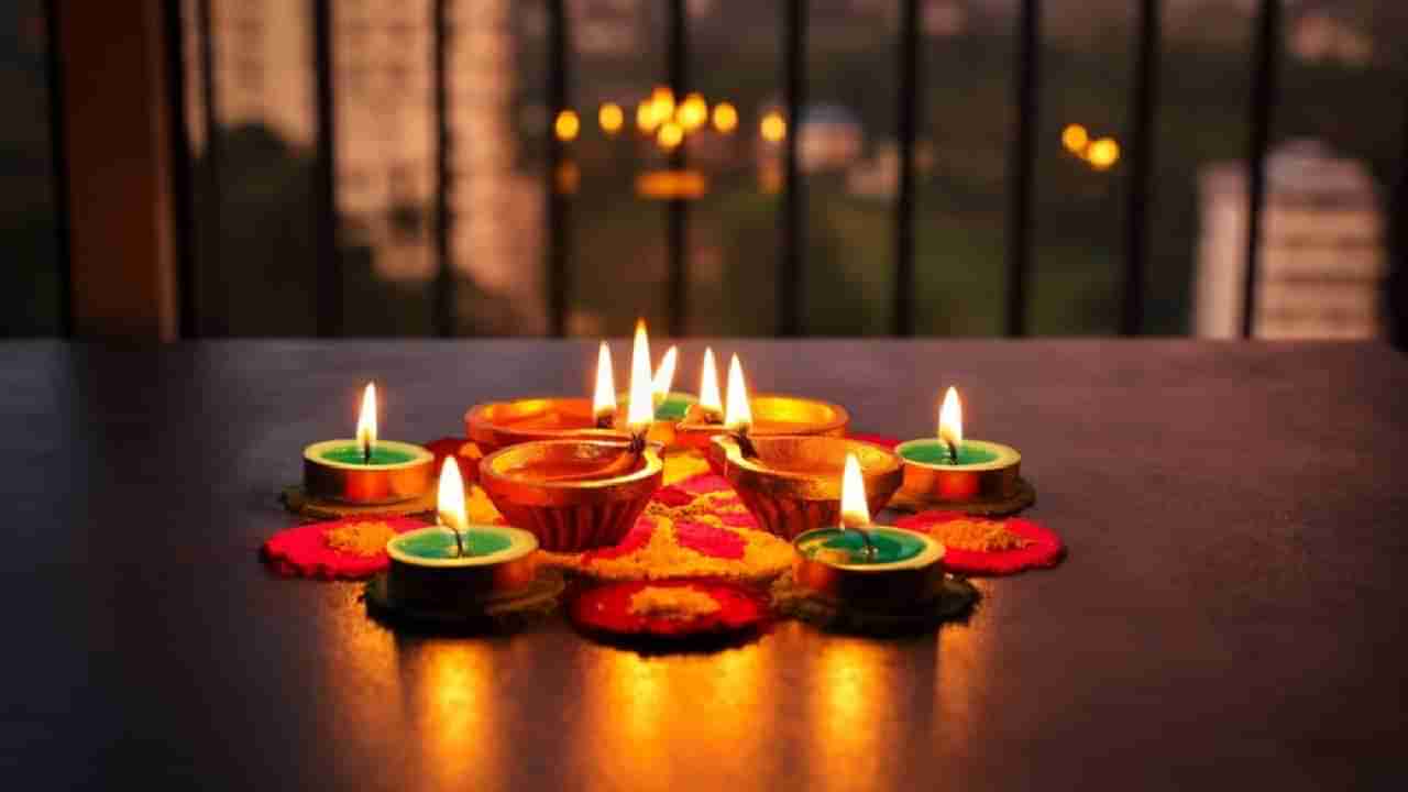 Diwali 2022: दिवाळीत वास्तुशास्त्रानुसार ठेवा दिवे, वर्षभर राहील लक्ष्मीचा वास