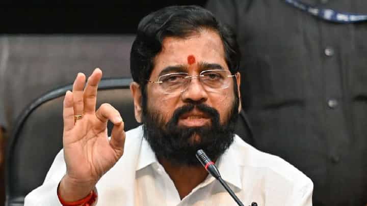 मुख्यमंत्री चारधाम यात्रेलाही जातील!, काँग्रेसच्या बड्या नेत्याचा एकनाथ शिंदेंना टोला मुख्यमंत्री चारधाम यात्रेलाही जातील!, काँग्रेसच्या बड्या नेत्याचा एकनाथ शिंदेंना टोला