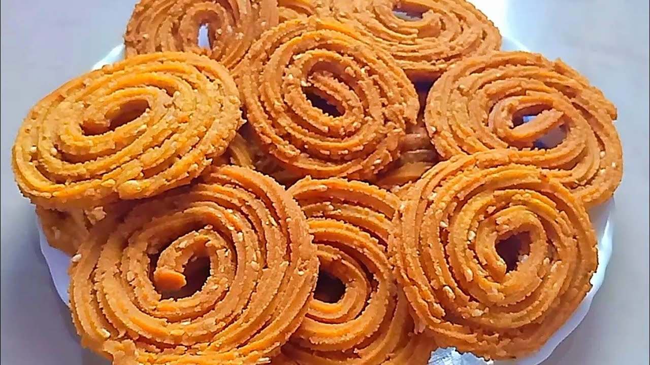 Chakli Recipe | चक चक चकली, चुकायला नको.... वाचा परफेक्ट रेसिपी!