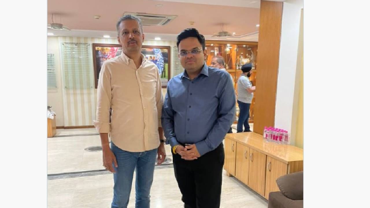 मिलिंद नार्वेकरांकडून अमित शाहंच्या मुलाचं अभिनंदन मिलिंद नार्वेकरांकडून अमित शाहंच्या मुलाचं अभिनंदन