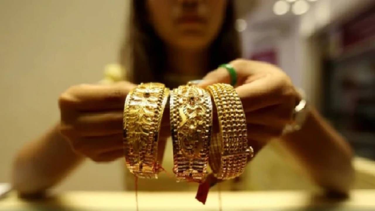 Gold : दिवाळी, धनत्रयोदशीला सोने खरेदी करताना रहा सावध, नाहीतर होऊ शकते फसवणूक, अशी घ्या काळजी..