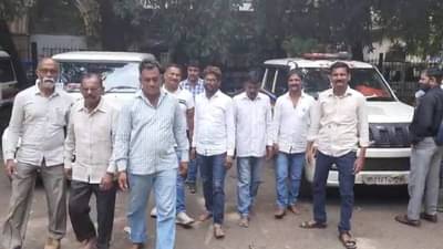 चलो अॅपचा पास काढून मुंबई फिरायचे, बसमध्ये प्रवाशांचे खिसे कापायचे; पोलिसांनी अशा आवळल्या मुसक्या