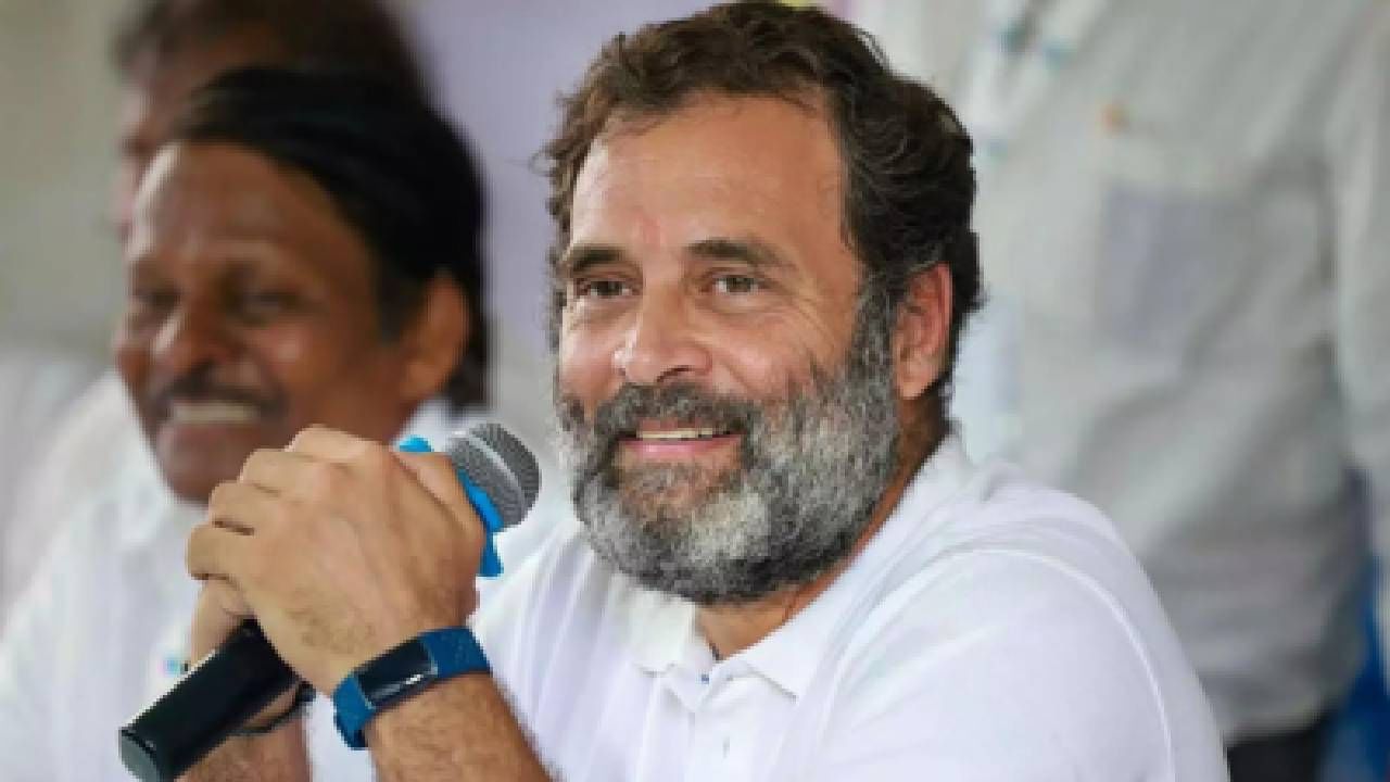 खरगेंच्या नावावर राहुल गांधींची अगोदरच मोहोर, सत्ताधाऱ्यांच्या हातात अगोदरच दिले कोलीत