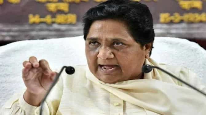 म्हणून काँग्रेस दलितांना बळीचा बकरा बनवतंय; खरगे यांच्या निवडीवरून मायावती यांचा हल्लाबोल