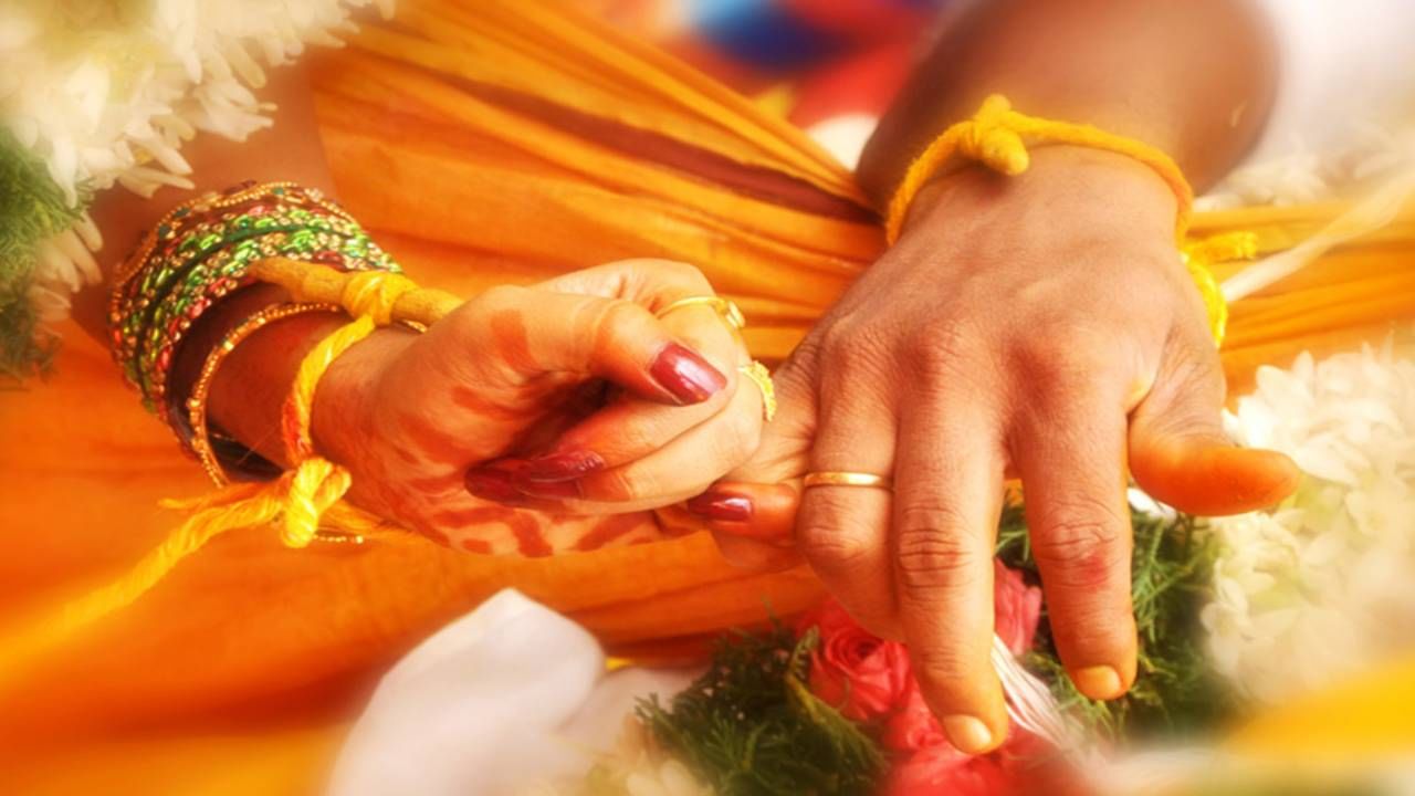 Wedding Viral Video: लग्नात नवऱ्याला यायला उशीर झाला, नववधू संतापली, मग तिने काय केले पाहा व्हिडीओत