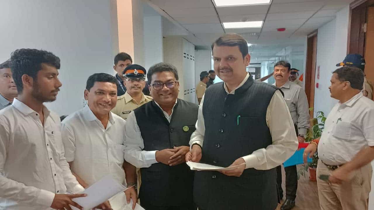 विदर्भात फडणवीसांची मोट पक्की, हा नेता भाजपच्या वाटेवर, 20-30 ग्रामपंचायती सहज खिशात?