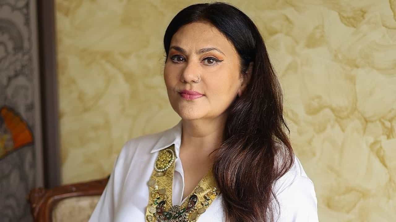 रामायणमधील सीता ट्रोल; नेटकरी म्हणाले तुम्हाला हे शोभतं का?