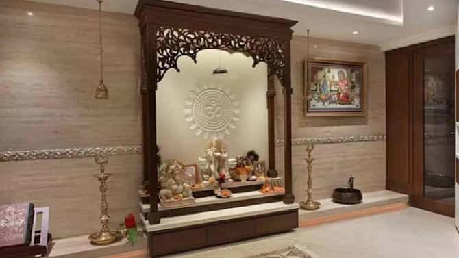 Vastu Tips: देवघरात कधीच ठेऊ नये आगपेटी, जाणून घ्या देवघरासंबंधित वास्तुशास्त्राचे नियम