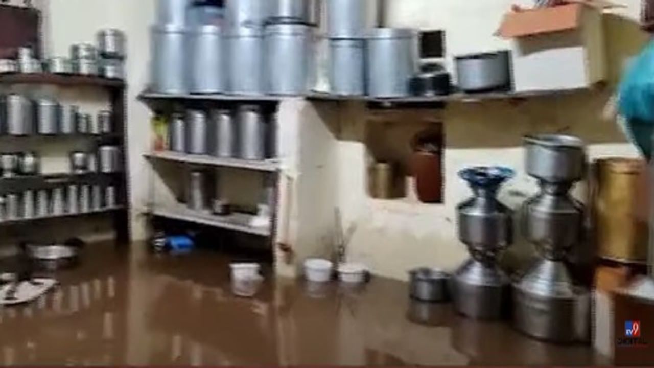 कोल्हापुरात ढगफुटी सदृश्य पाऊस, अनेक घरात पाणी शिरले