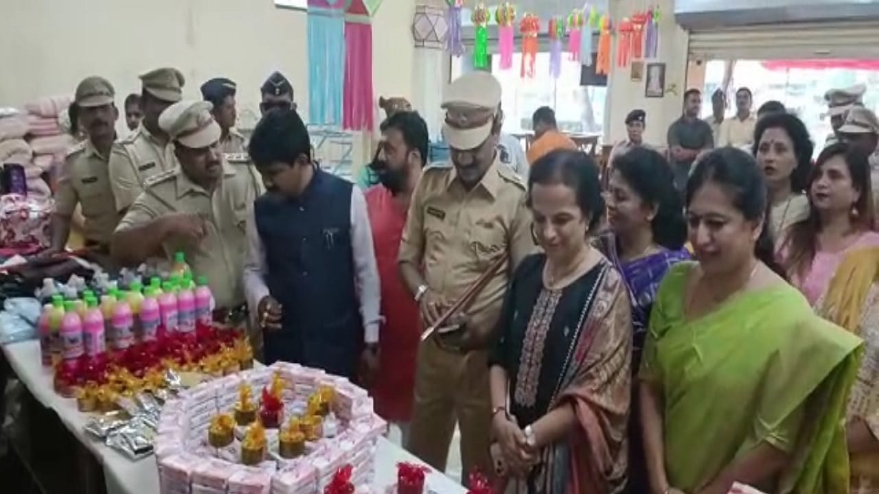 नाशिकच्या कारागृहातील कैद्यांचे होतंय कौतुक, कारागृह प्रशासनाला मिळवून