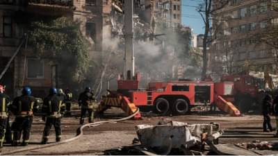 रशियाचा युक्रेनवर मोठा हल्ला, 10 लाख नागरिकांना आली अंधारात राहण्याची वेळ, अण्वस्त्र हल्ल्याचा धोका वाढला?