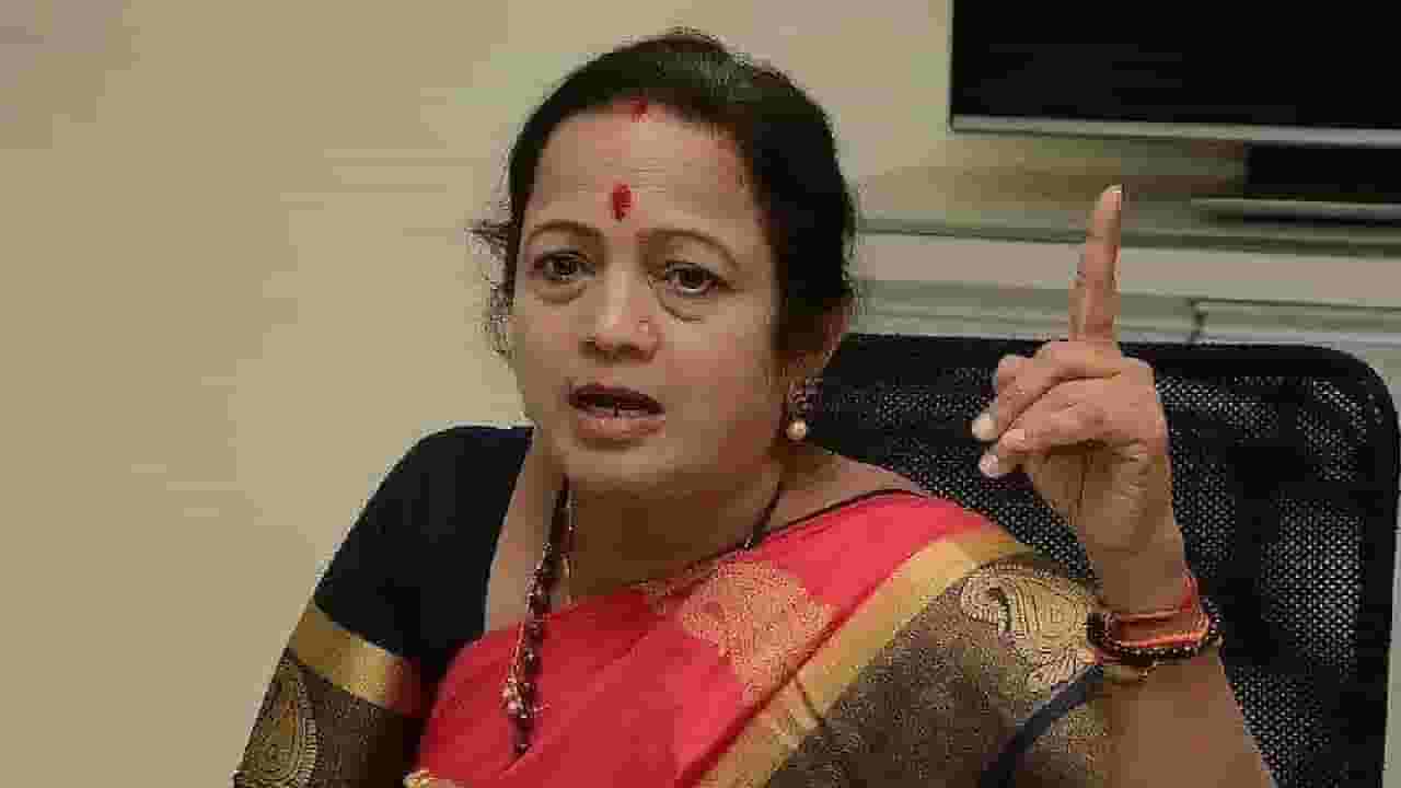 राणा दाम्पत्याची नौटंकी सर्वांनाच माहिती, किशोरी पेडणेकरांचा पुन्हा हल्लाबोल