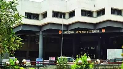 कार्यालयावरुन शिंदे-ठाकरे गटाचे महानगरप्रमुख भिडले; तिदमेंनी घेतली पोलिसांत धाव, दीडशे जणांविरुध्द फिर्याद