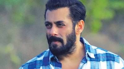 Salman Khan: सलमान खान या प्रसिद्ध अभिनेत्रीला करतोय डेट? वयाने 24 वर्षांनी आहे लहान