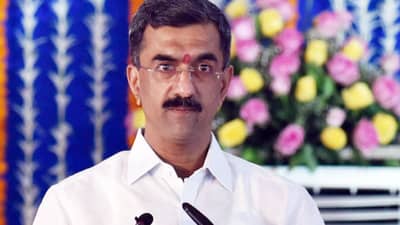 सरकारच्या दोन आमदारांचा राडा, एकाचा सरकारलाच निर्वाणीचा इशारा; शंभुराज देसाई यांची पहिली प्रतिक्रिया; म्हणाले...