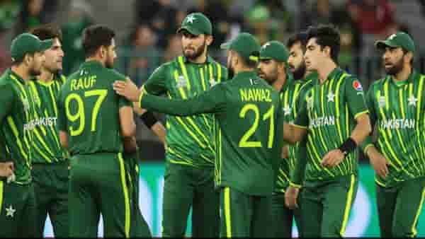 T20 World Cup: बांग्लादेशच्या विजयामुळे पाकिस्तान खूश, T20 WC सेमीफायनलच गणित झालं थोडं सोपं