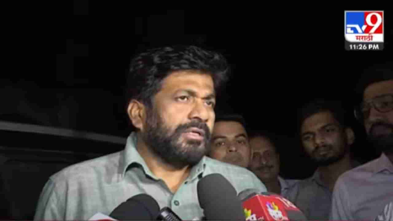 रवी राणा यांच्यामुळे एवढी बदनामी झाली तरी सरकार त्यांच्यावर फिदा, वर्षावर खलबतं सुरु होण्याआधी बच्चू कडूंचं विधान