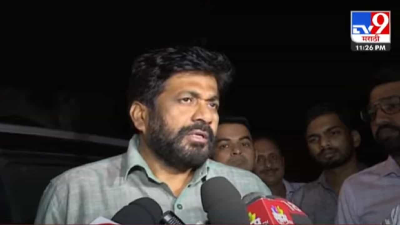 रवी राणा यांच्यामुळे एवढी बदनामी झाली तरी सरकार त्यांच्यावर फिदा, वर्षावर खलबतं सुरु होण्याआधी बच्चू कडूंचं विधान