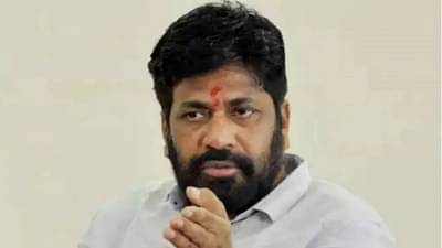 Video | एकतर राजा व्हायचं नाही अन् झालं तर आळस करायचा नाही.... उद्धव ठाकरे यांना कुणी टोला मारला?