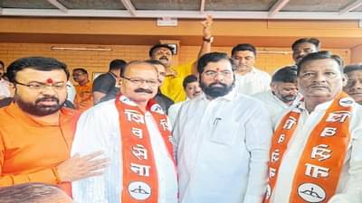 ठाकरेंचा कट्टर शिवसैनिकाचा शिंदे गटात प्रवेश, ठाकरेंचा तो नगरसेवक देखील जाणार ?