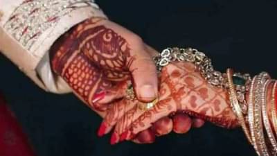 हुंड्यात मिळाली कार, आणि नवऱ्यानं थेट वऱ्हाडातच घुसवली, मावशीला चिरडूनच टाकलं...