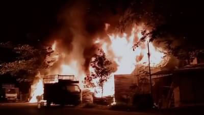 नाशिकमध्ये पहाटेच्या वेळी पुन्हा अग्नितांडव, कामगारांनी पळ काढल्याने वाचले पण...