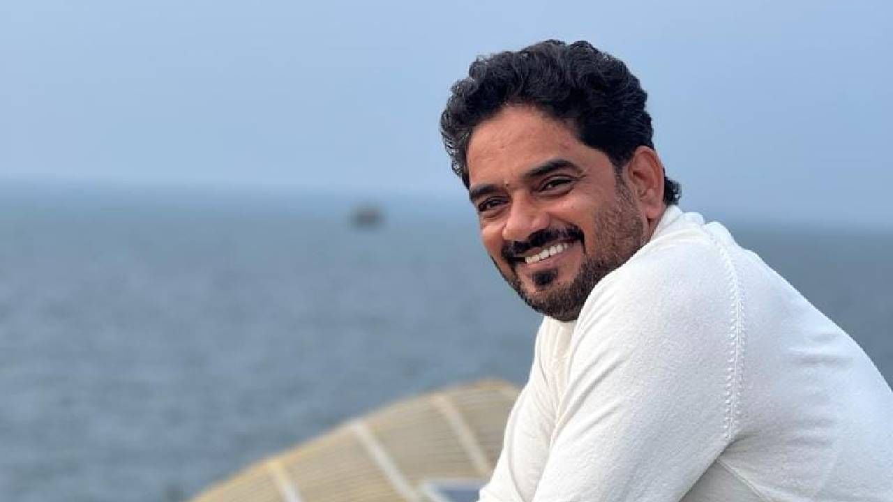 भाजपचे नेते योगेश टिळेकर हे सध्या केरळमध्ये फिरण्यासाठी गेले आहेत. तिथले काही फोटो शेअर केलेत.