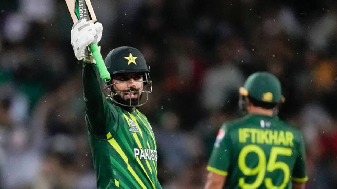 PAK vs SA: 'करो या मरो' मॅचमध्ये पाकिस्तानचा दक्षिण आफ्रिकेवर मोठा विजय PAK vs SA: 'करो या मरो' मॅचमध्ये पाकिस्तानचा दक्षिण आफ्रिकेवर मोठा विजय