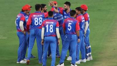 AUS vs AFG: करो या मरोमॅचमध्ये ऑस्ट्रेलिया टीमने या खेळाडूंना विश्रांती, पाहा कुणाला संधी मिळाली
