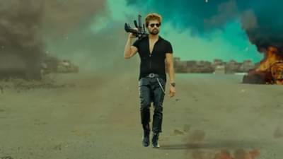 Badass Ravi Kumar: याला ऑस्करमध्ये पाठवा; हिमेशच्या चित्रपटाच्या टीझरवर भन्नाट कमेंट्स