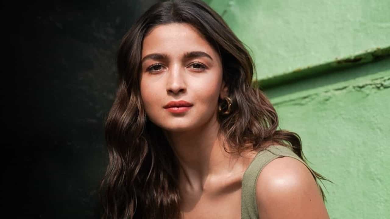 Alia Bhatt: मुलीचं नाव हे ठेवून आलिया भट्ट पूर्ण करणार का शोमध्ये दिलेलं वचन?