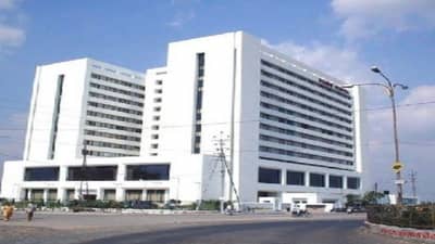 शरद पवार यांच्या नंतर राष्ट्रवादी कॉँग्रेस पक्षाचे आणखी एक जेष्ठ नेते रुगालयात