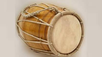 ढोलकी फाडताच समोर जे दृश्य दिसलं ते पाहून सर्वच अवाक् झाले, जाणून घ्या काय आहे प्रकरण?