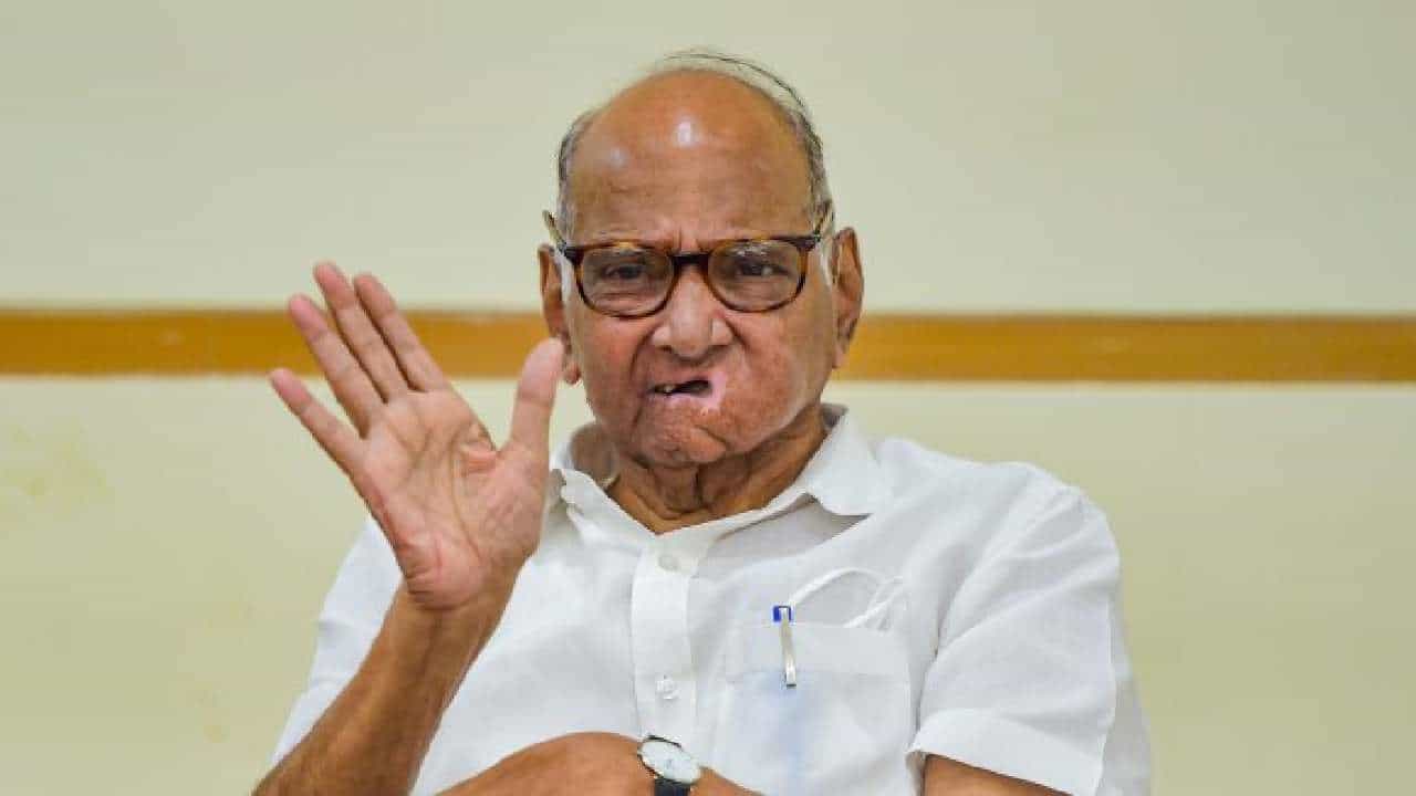 पंतप्रधान मोदी पक्षाच्या नेत्यासारखं बोलतात, शरद पवार यांचं नरेंद्र मोदींवर टीकास्त्र